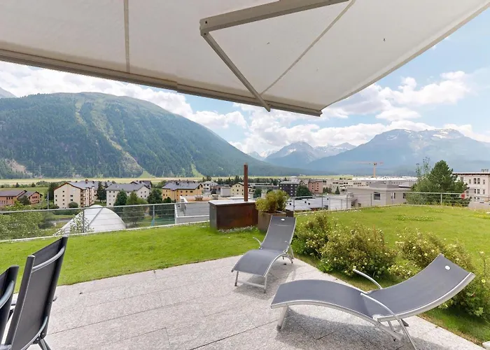 Quadratscha Appartement Samedan